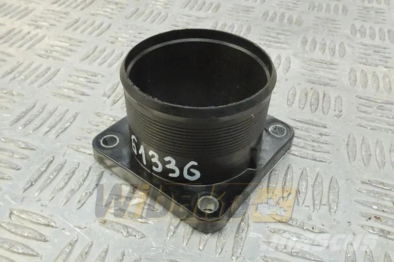 Perkins 4148K007 Intake manifold connector / Ansaugkrümmer Moottorit