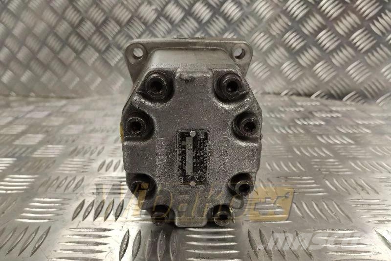 PZL AK52 PZ2-K-16 Gear pump / Zahnpumpe / Pompa zę Hydraulika