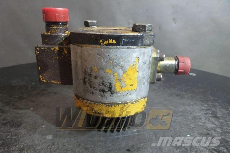 Rexroth 1PF2G240/011LC20KP Gear pump / Zahnpumpe / Pompa Hidraulice
