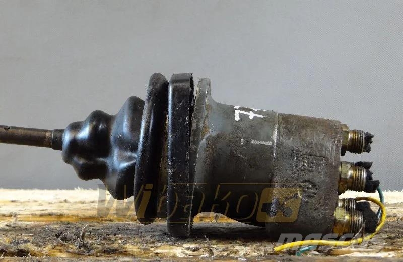 Rexroth 4TH6V06.13/1M Joystick / Joystick / Dżojstik هيدروليات
