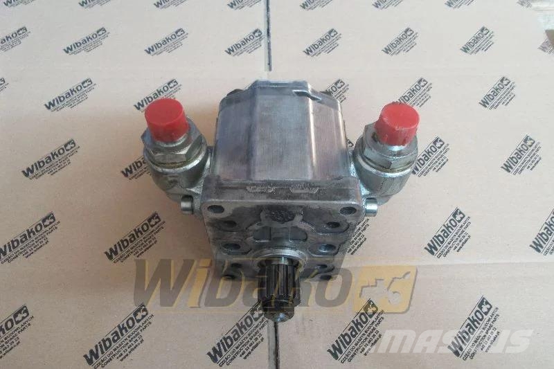 Sauer SEM2NN/014BN01BA/ 121.19.022.00 Gear pump / Hydraulika