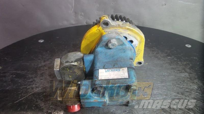 Vickers V101B2B11C20 9870683 Hydraulic pump / Hydraulikpum Hydraulics