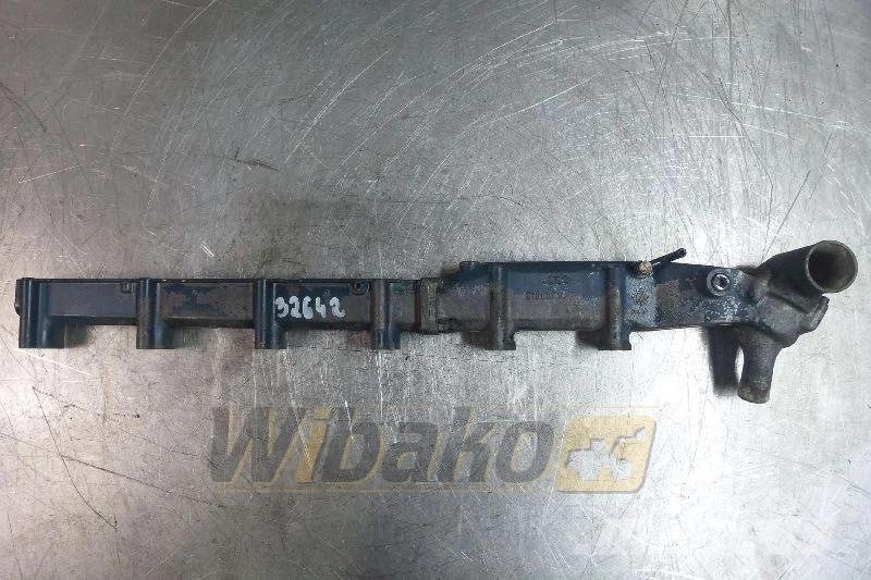 VM Motori 27B/4 91282410G Water manifold / Wasservert محركات