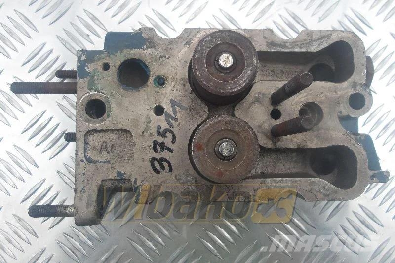 VM Motori 65B/3 50352029G Cylinder head / Zylinderkop Motorer