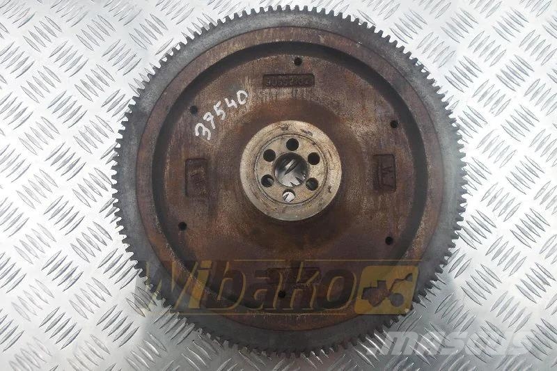 VM Motori 65B/3 90592102 Flywheel / Schwungrad / Koło محركات