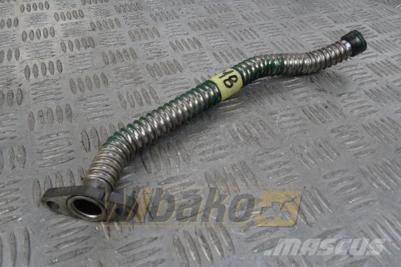 Volvo 04906519 Turbocharger oil return line / Ölrücklauf Motory