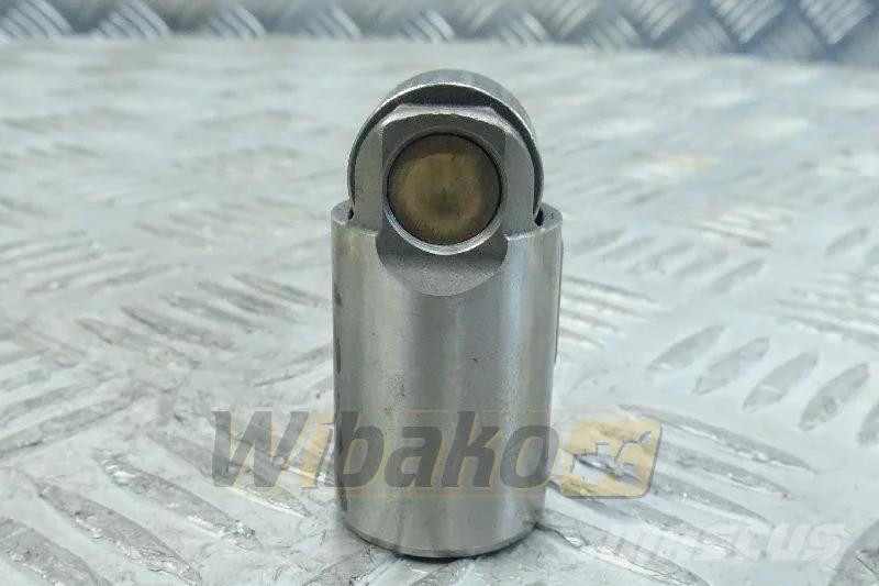 Volvo 04914481 Roller tappet / Rollenstößel / Popychacz Motorji