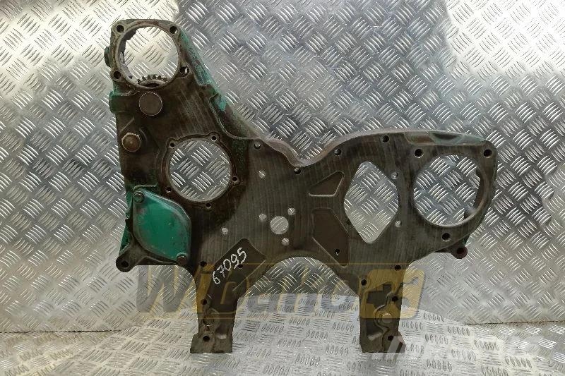 Volvo 479666 Timing gear housing / Steuergehäuse / Obudo Motorji