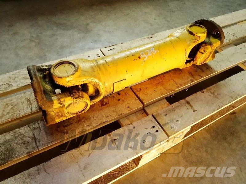 Volvo A40 Cardan drive shaft / Gelenkwelle / Wał pędny Hjulaxlar