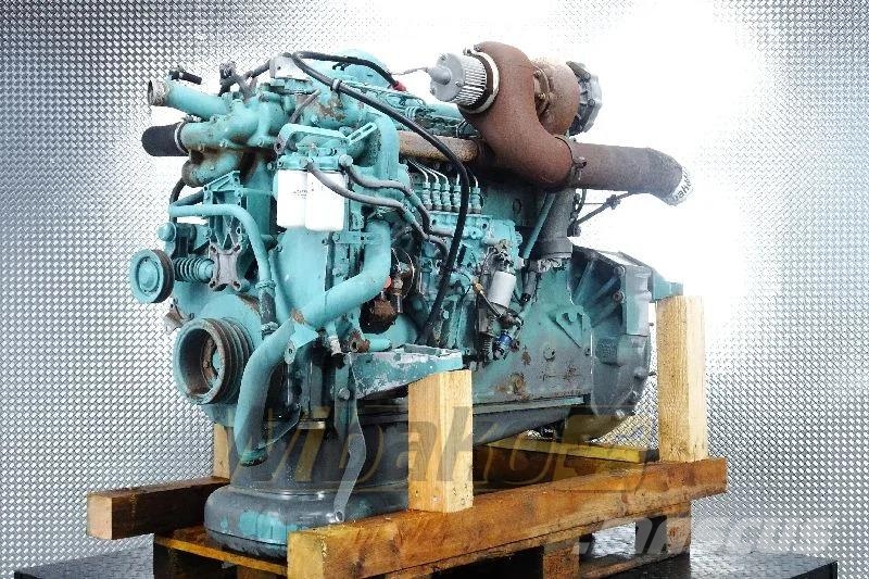Volvo D10 Engine / Motor / Silnik Moottorit