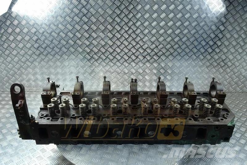 Volvo D12 8170101/20560797 Cylinder head / Zylinderkopf Двигатели