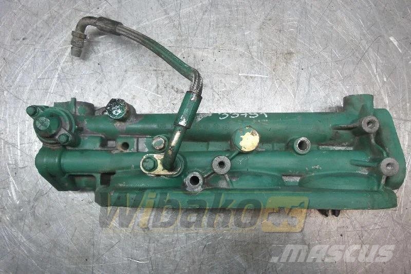 Volvo D13A440 20497539 Oil filter bracket / Ölfilter (Gr Motori