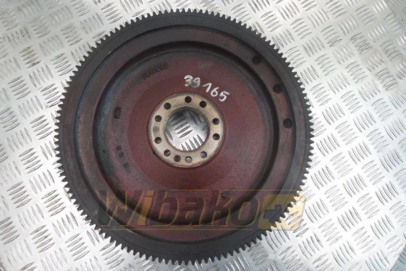 Volvo D5D EBE2 3511813/VOE20405650 Flywheel / Schwungrad Engines