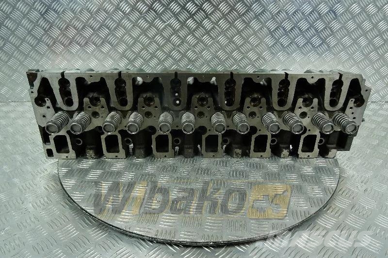 Volvo D7E Cylinder head / Zylinderkopf / Głowica Κινητήρες