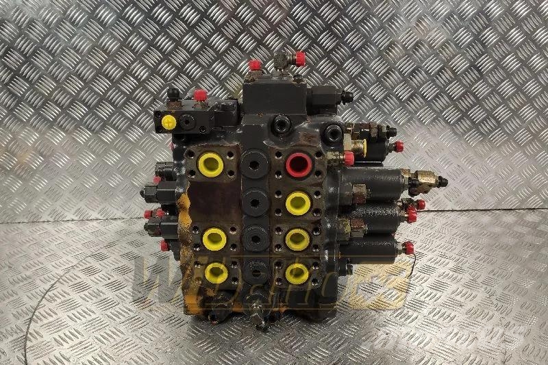 Volvo EC210LC Control valve / Steuerventil / Rozdzielac Hydraulika