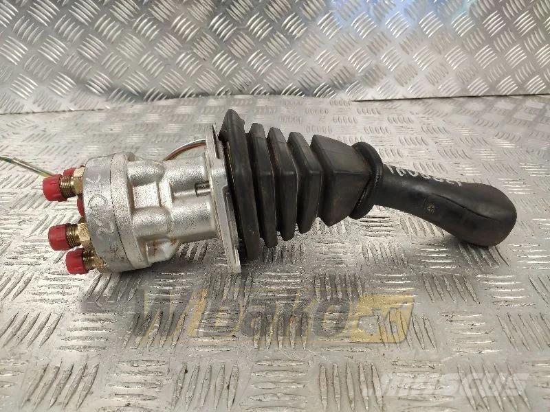 Volvo EC210LC Joystick / Joystick / Dżojstik Hidráulicos