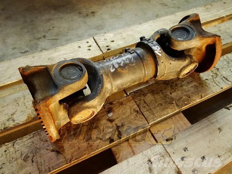Volvo L120E Cardan drive shaft / Gelenkwelle / Wał pędn Osovine