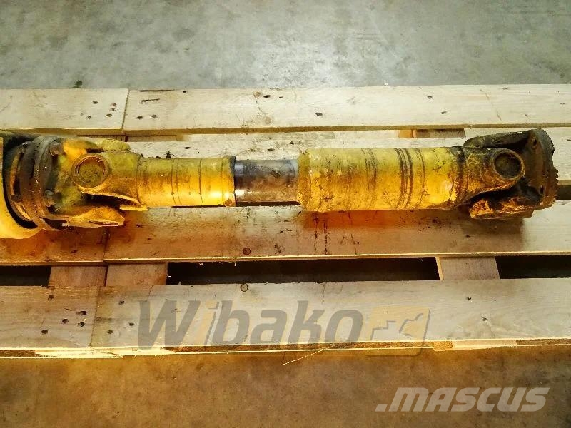Volvo L120E Cardan drive shaft / Gelenkwelle / Wał pędn Осі