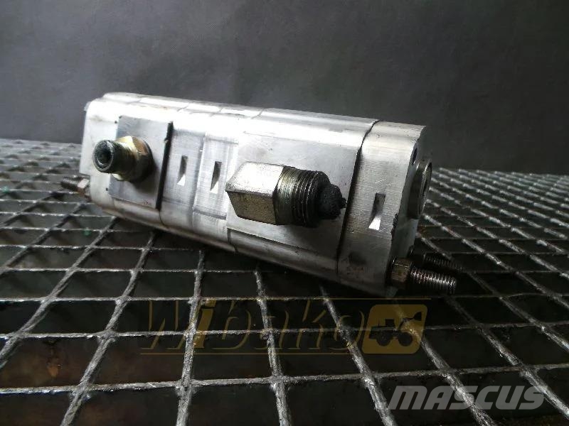 Volvo L180E (2) Gear pump / Zahnpumpe / Pompa zębata Hydraulik