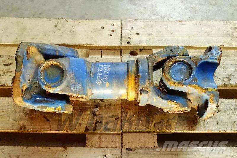 Volvo L220D Cardan drive shaft / Gelenkwelle / Wał pędn Tengelyek