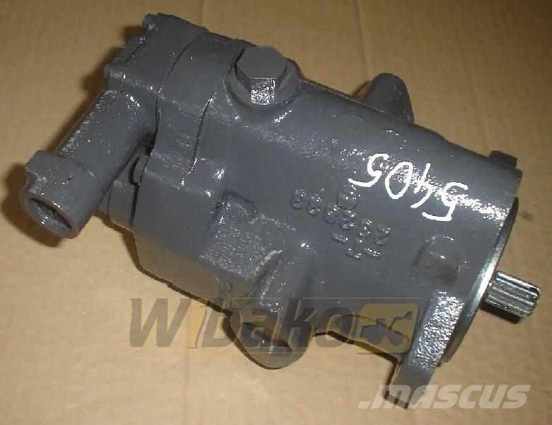 Volvo L70 Hydraulic pump / Hydraulikpumpe / Pompa hydra Hüdraulika