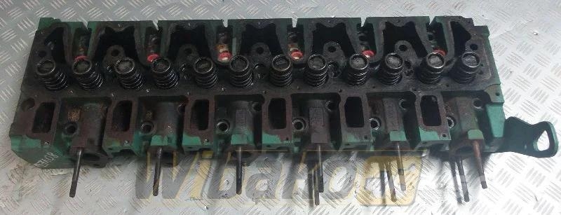 Volvo TAD650 04515636 Cylinder head / Zylinderkopf / Gło Varikliai
