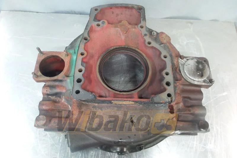 Volvo TD122 Flywheel housing / Schwungradgehäuse / Obud Двигуни