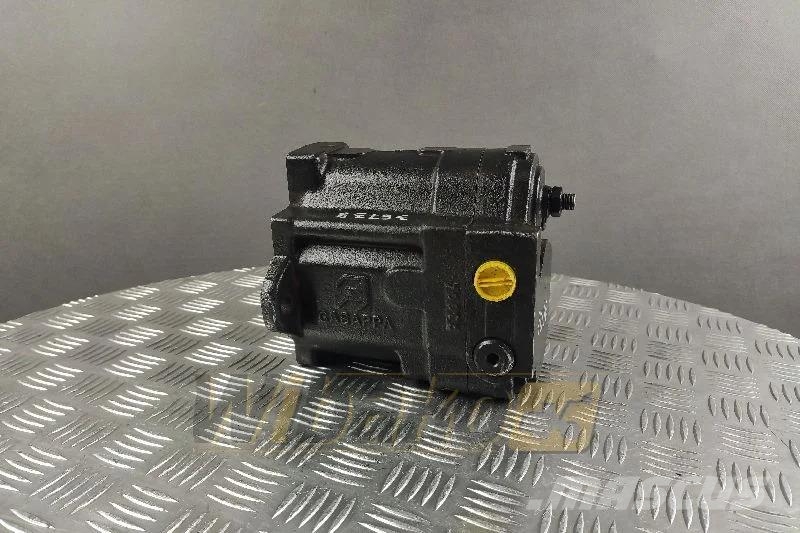 Yanmar 3280014 16394G Hydraulic pump / Hydraulikpumpe / P Hydraulika