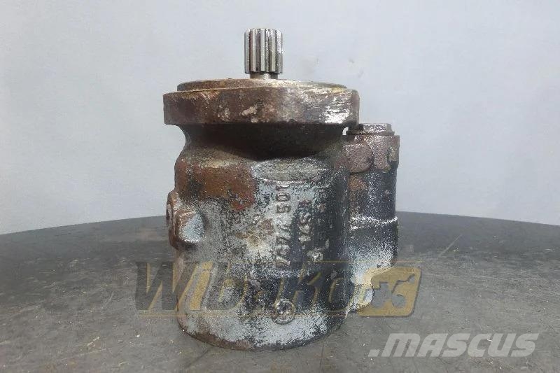ZF 7674955262 1100130 Hydraulic pump / Hydraulikpumpe 油壓