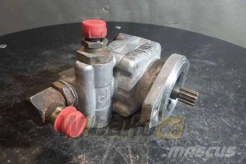 ZF 7685955705 Gear pump / Zahnradpumpe / Pompa zębat Hydraulikk