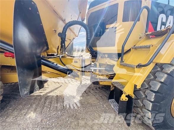 CAT 730C2 Midjestyrd dumper