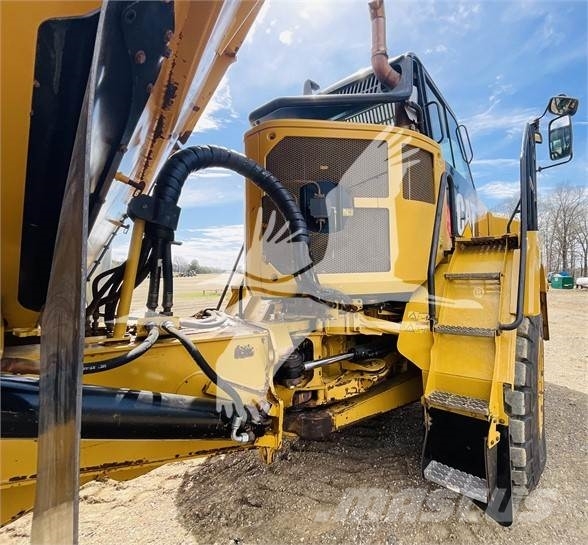 CAT 730C2 Midjestyrd dumper