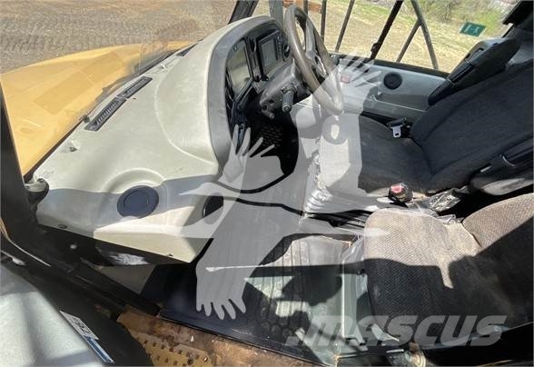 CAT 730C2 Midjestyrd dumper