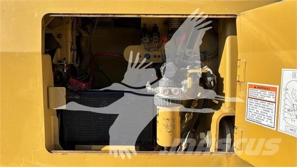 CAT D5G LGP 履帶推土機