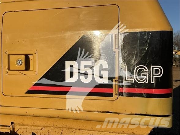 CAT D5G LGP 履帶推土機