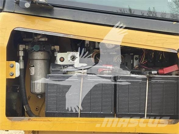 CAT D5K2 LGP 履帶推土機