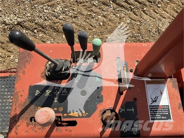 Ditch Witch RT45 Freze za kopanje jarkov Trenčerji