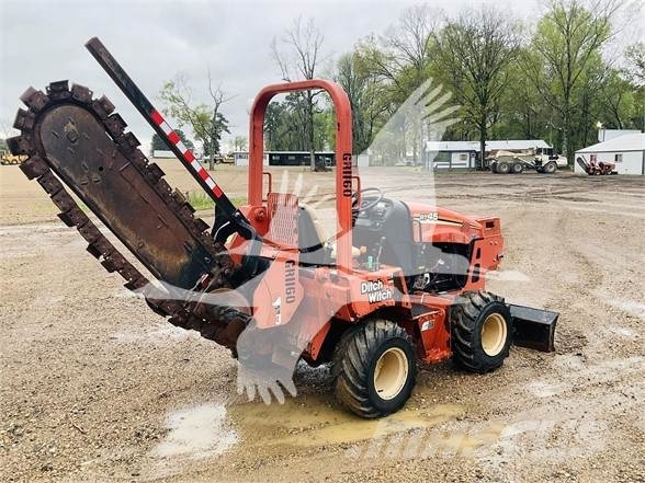 Ditch Witch RT45 Freze za kopanje jarkov Trenčerji