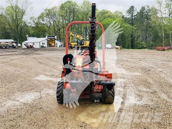 Ditch Witch RT45 Freze za kopanje jarkov Trenčerji