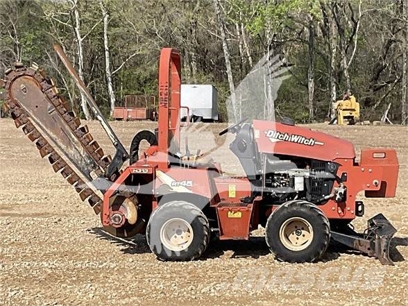 Ditch Witch RT45 Freze za kopanje jarkov Trenčerji