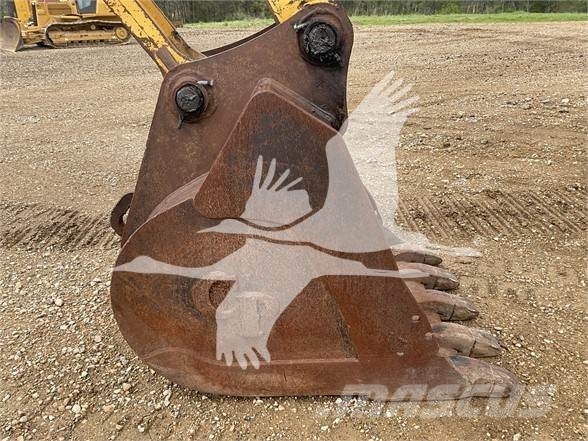 John Deere 200C LC Excavatoare pe șenile