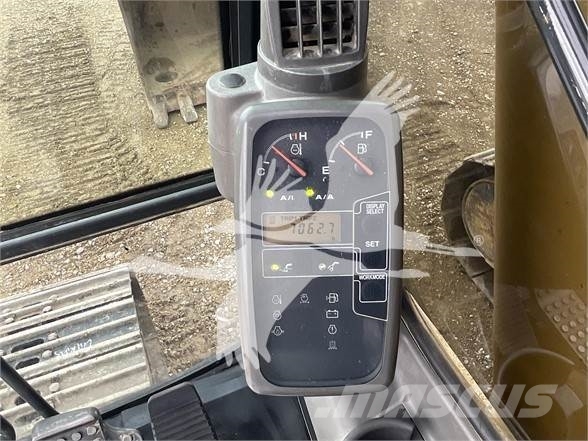 John Deere 200C LC Excavatoare pe șenile
