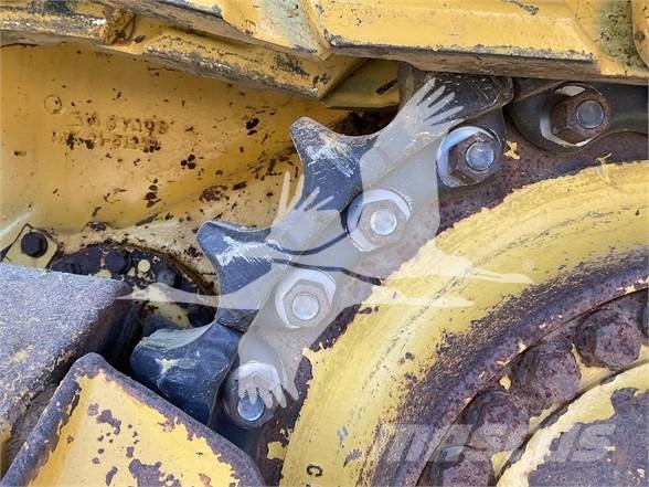 Komatsu D65PX-18 Dozers - Tratores rastos