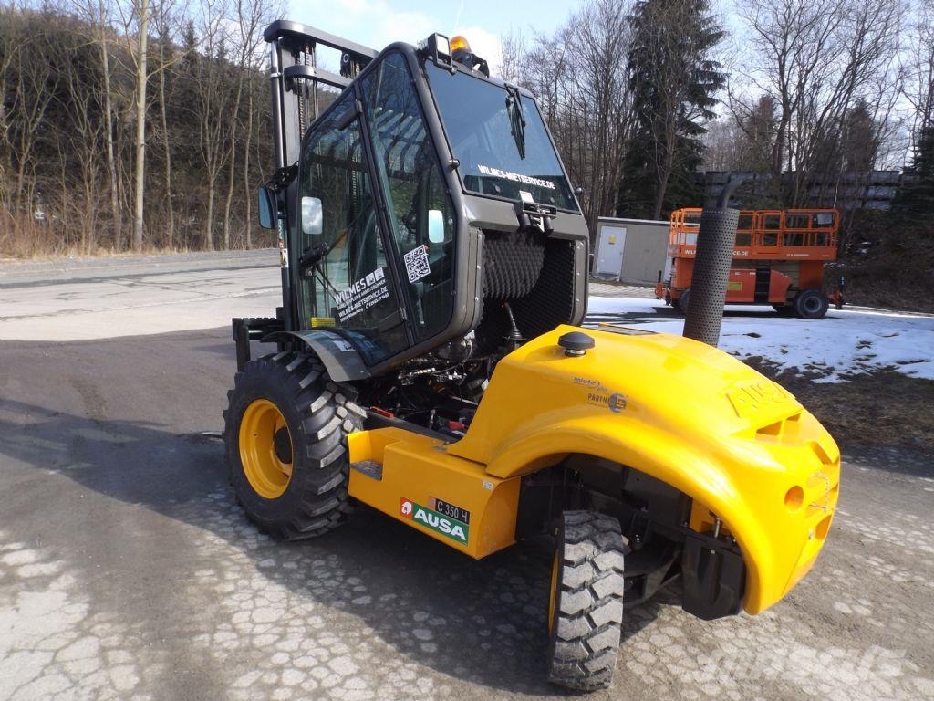 Ausa C 350 H x 2 Apvidus autokrāvējs