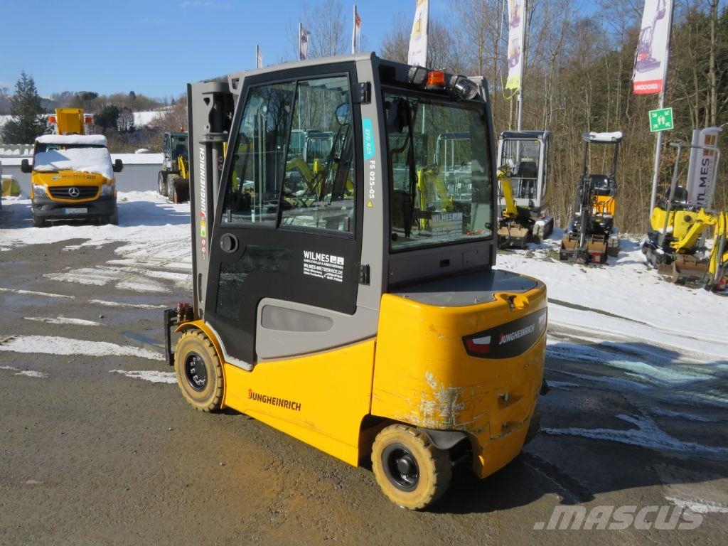 Jungheinrich EFG 425 전동 지게차