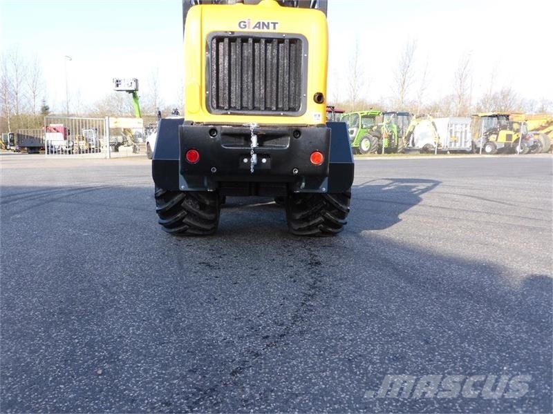 GiANT G 1500 x-tra hd لوادر صغيرة