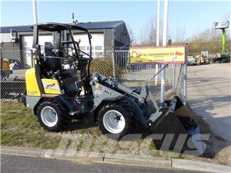 GiANT G 1500 x-tra hd لوادر صغيرة