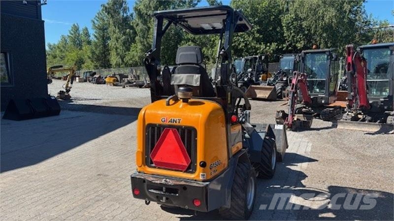 GiANT g1500 x-tra لوادر صغيرة