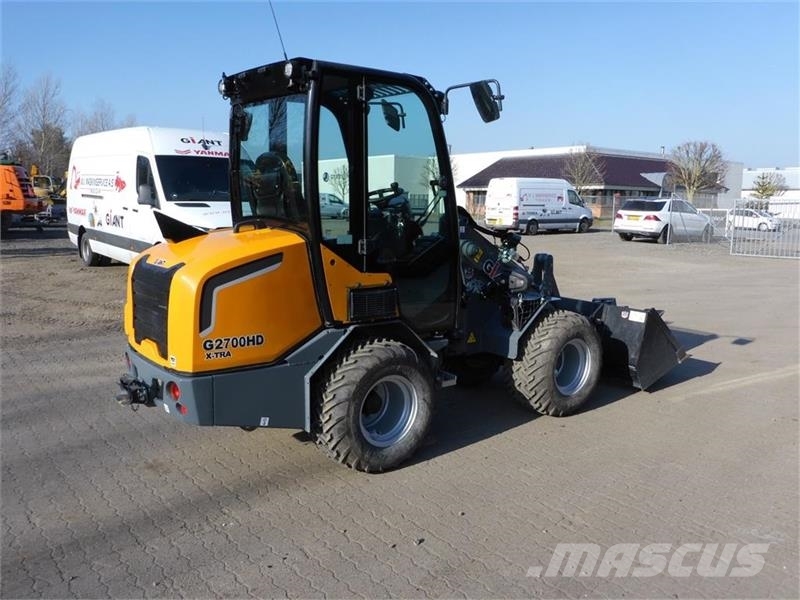 GiANT G2700X-tra g2700 x-tra hd med cabine Mini utovarivači
