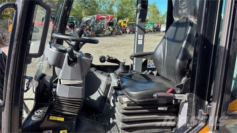 GiANT G3500 Xtra Mini utovarivači